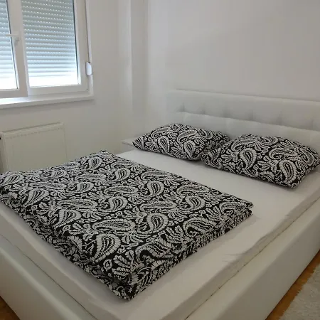 Apartman Apolon 2 巴尼西卢卡