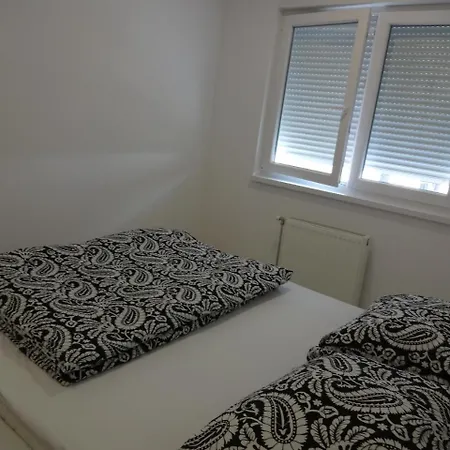 Apartman Apolon 2 *