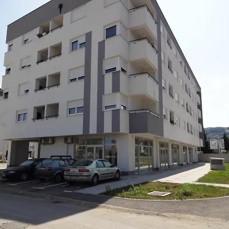 Apartman Apolon 2 巴尼西卢卡