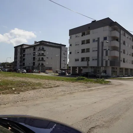 Apartman Apolon 2 公寓